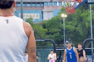 天体惊现“肘击哥”！这铁肘什么路开不了？